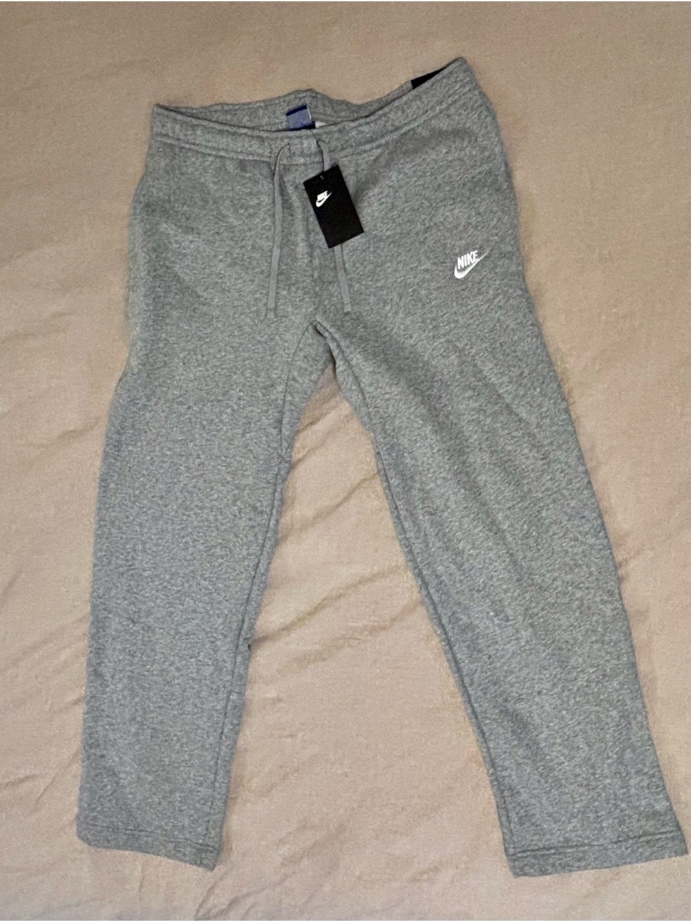 Nike Men's Gray Fleece Jogger Sweatpants with White Logo